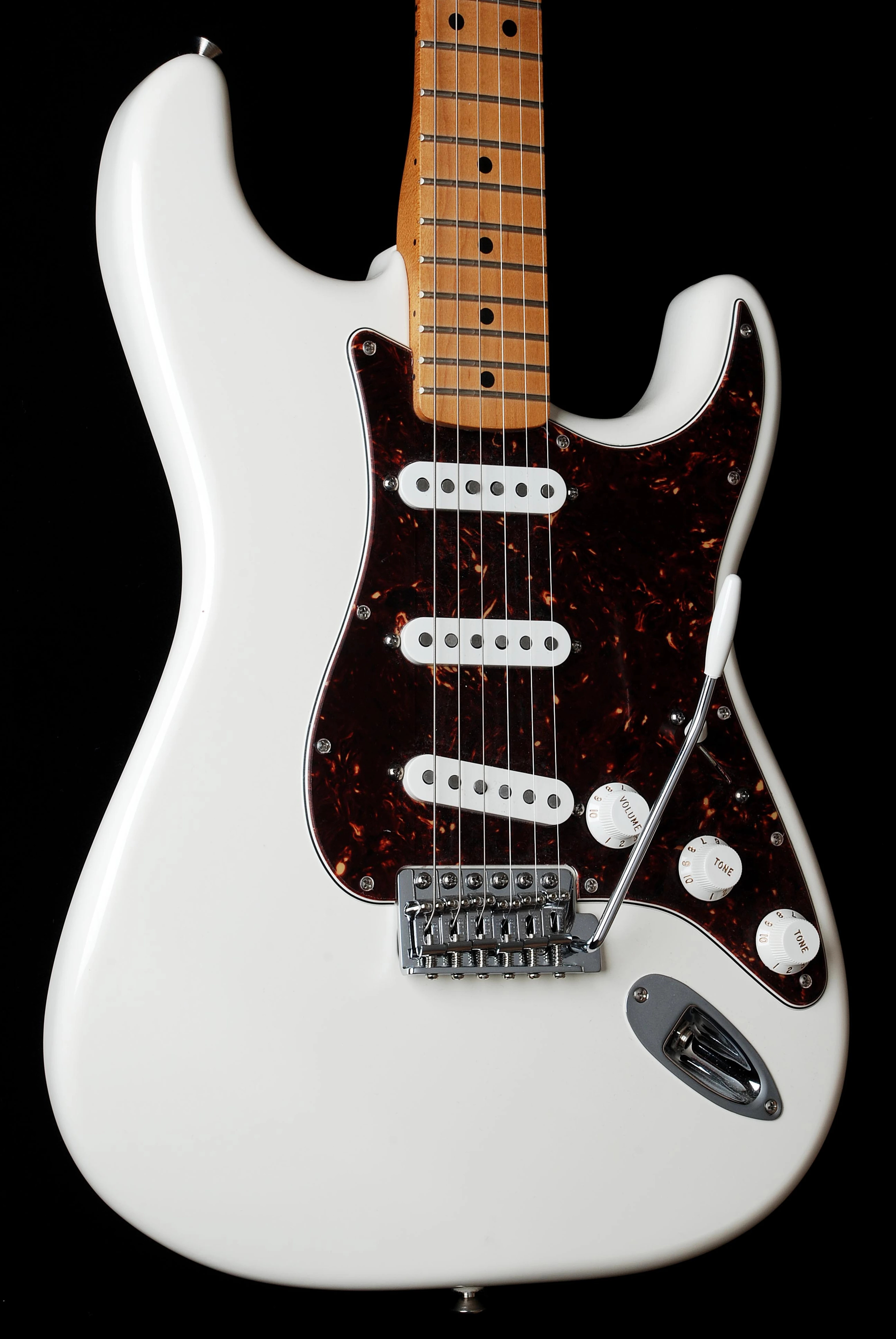 Fender Deluxe Roadhouse Strat Arctic White