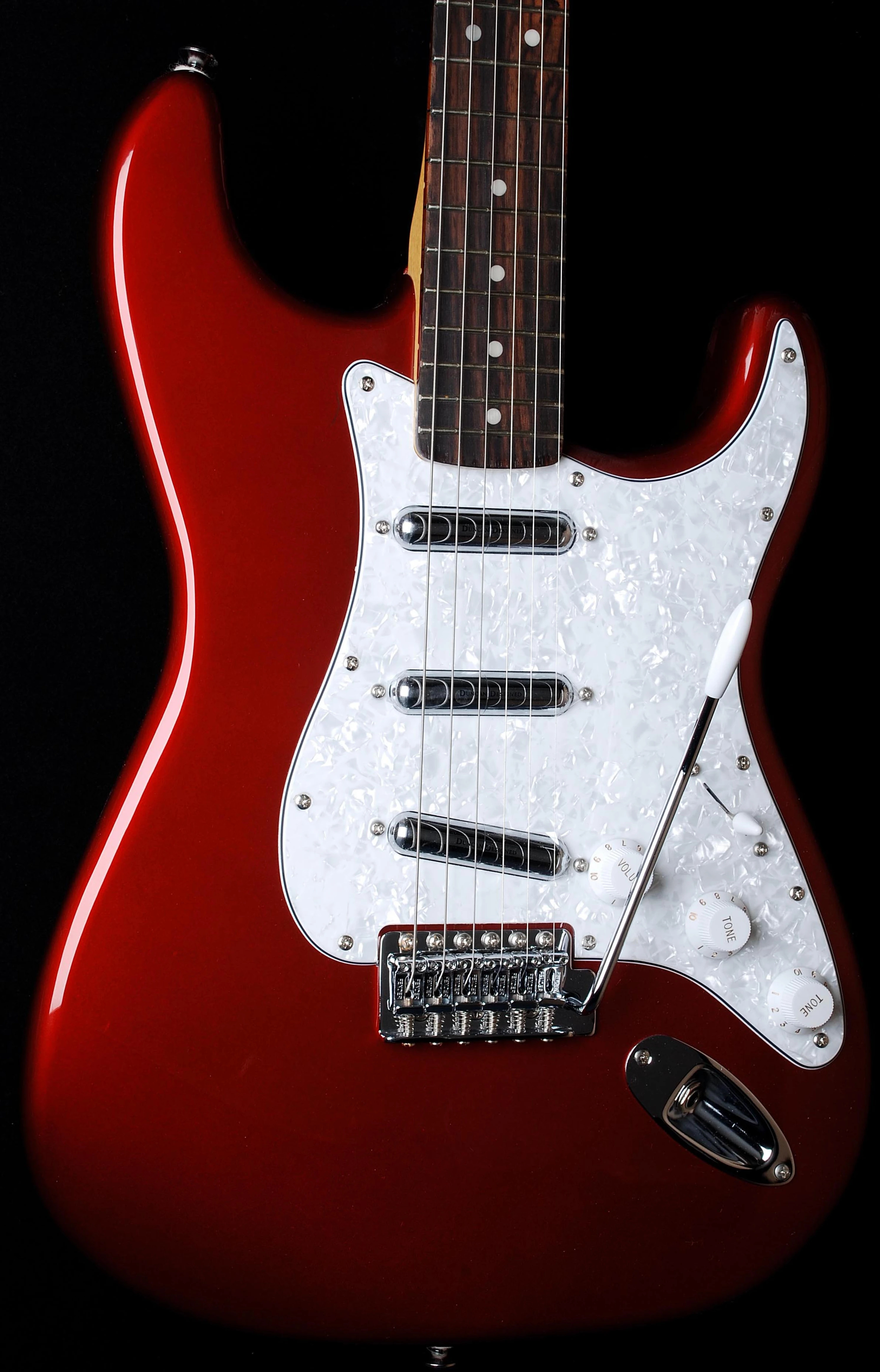 Squier Vintage Modified Surf Stratocaster Candy Apple Red