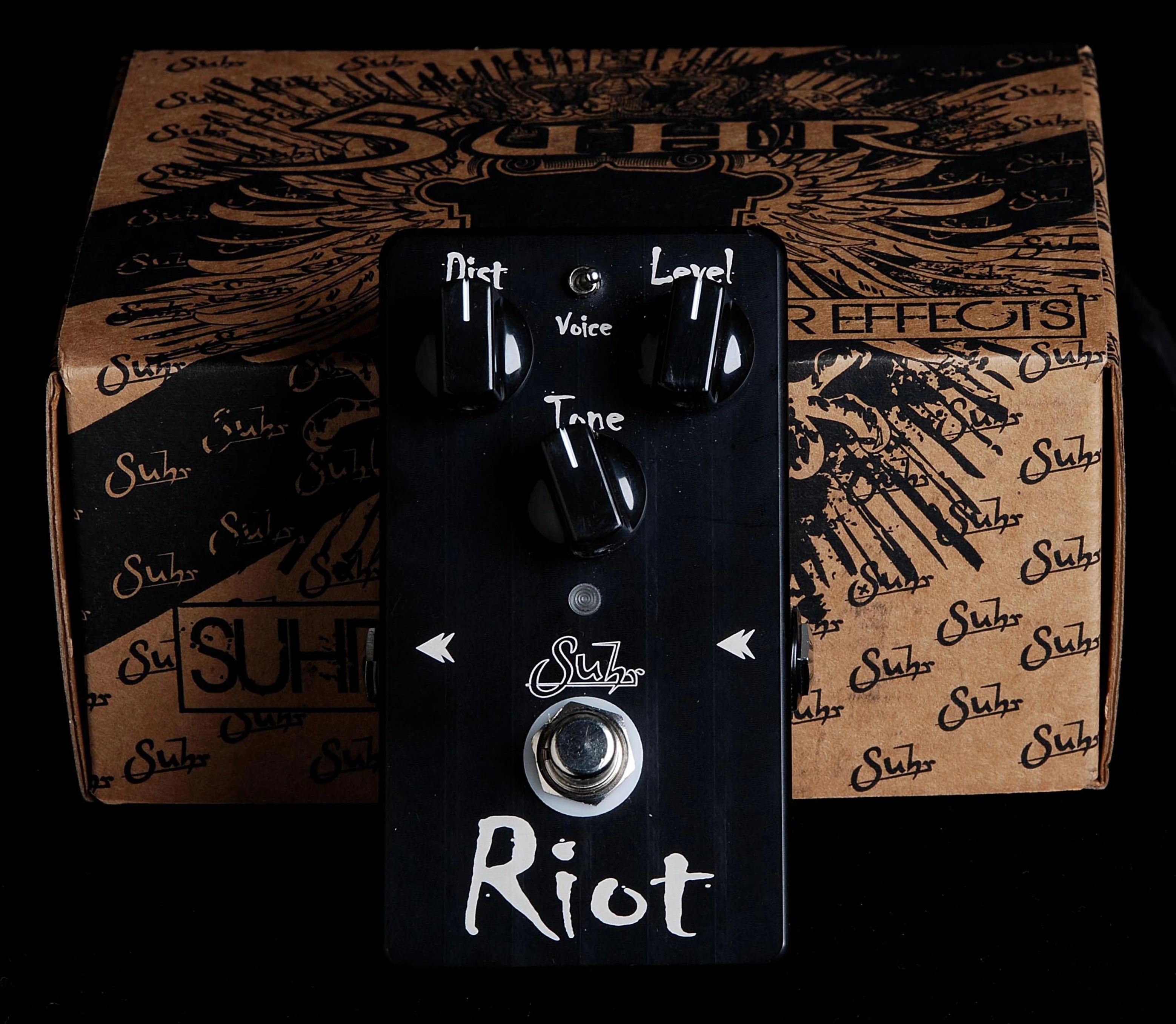 Suhr Riot Limited edition in Custom Black - only 500 worldwide