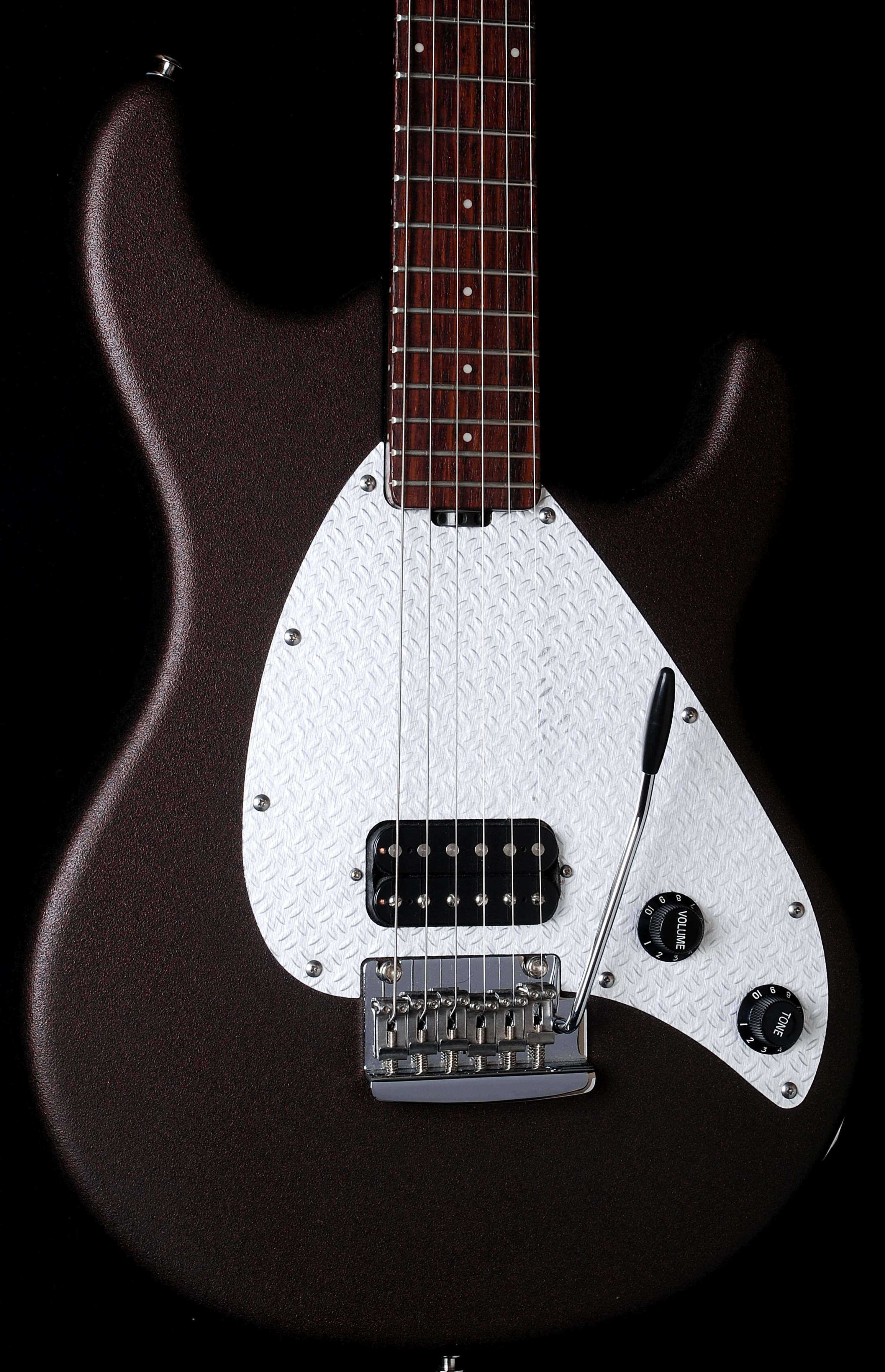 Ernie Ball Musicman Sub 1 Used