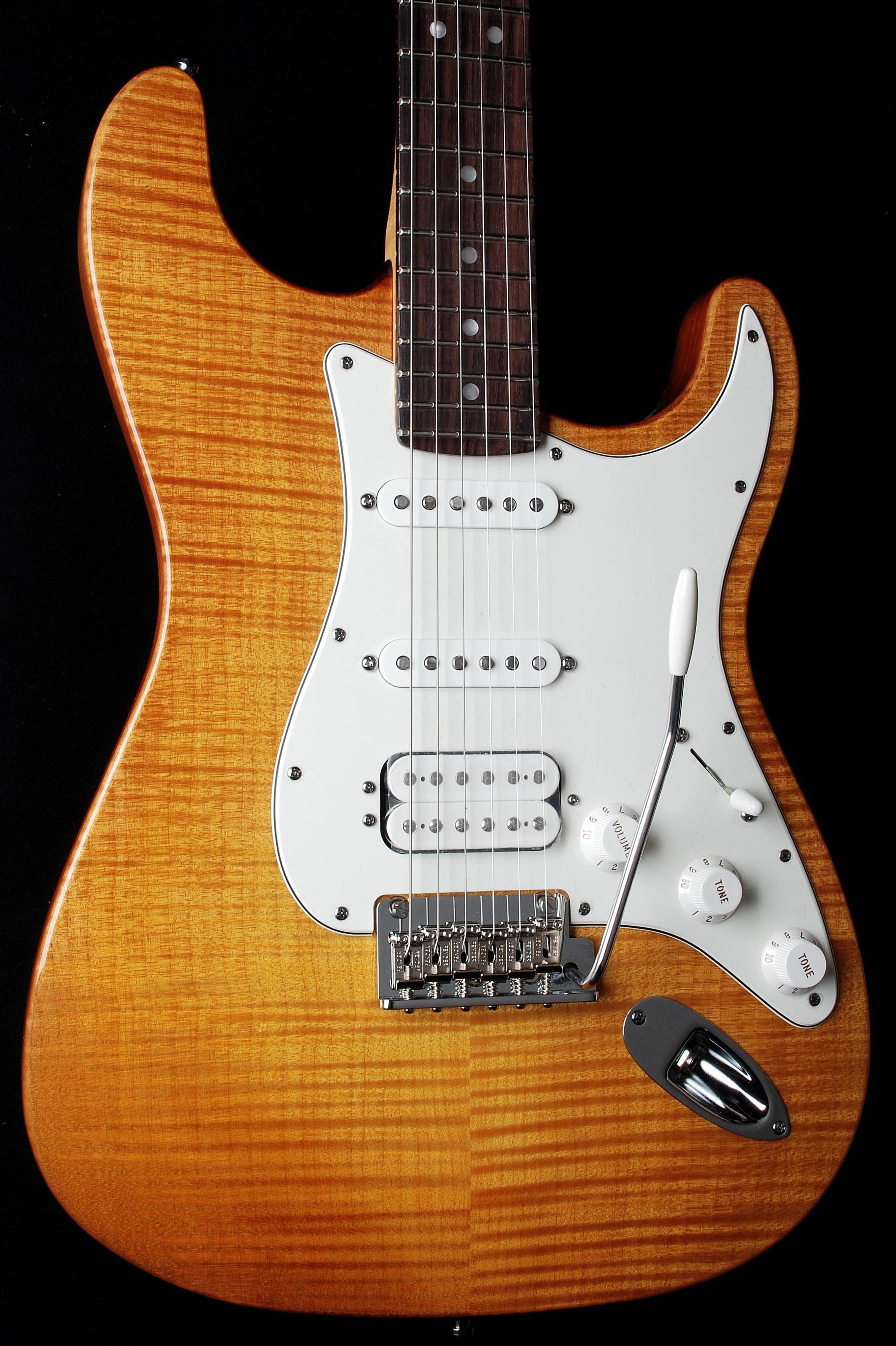 Fender Select Strat HSS Rosewood Antique Burst