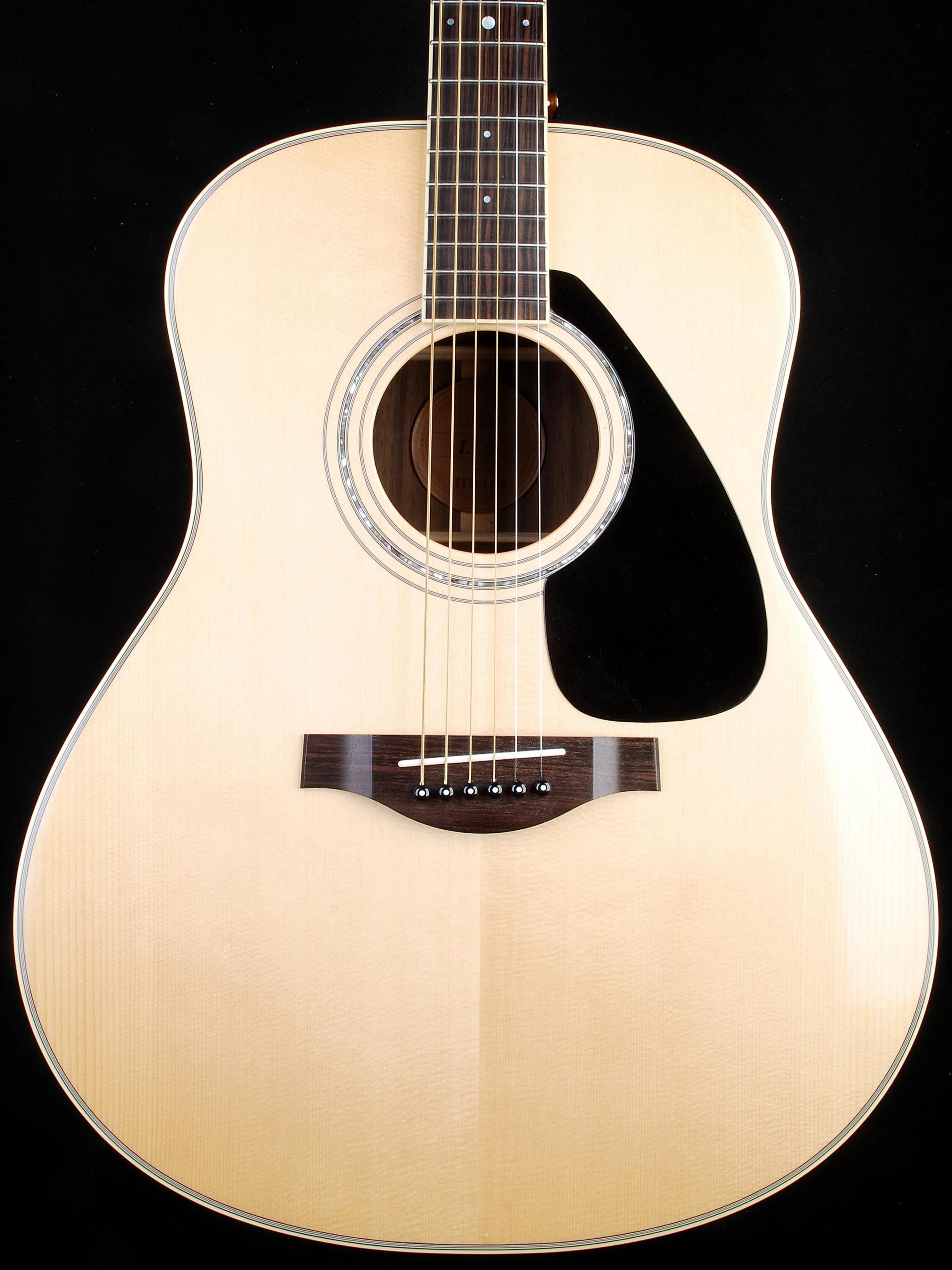 Yamaha LL6 Acoustic Used