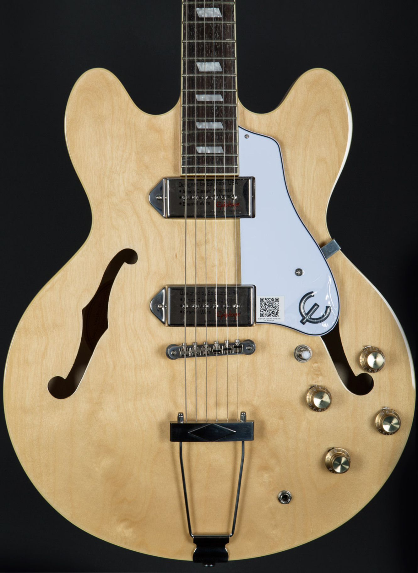 epiphone casino hollowbody electric guitar natural