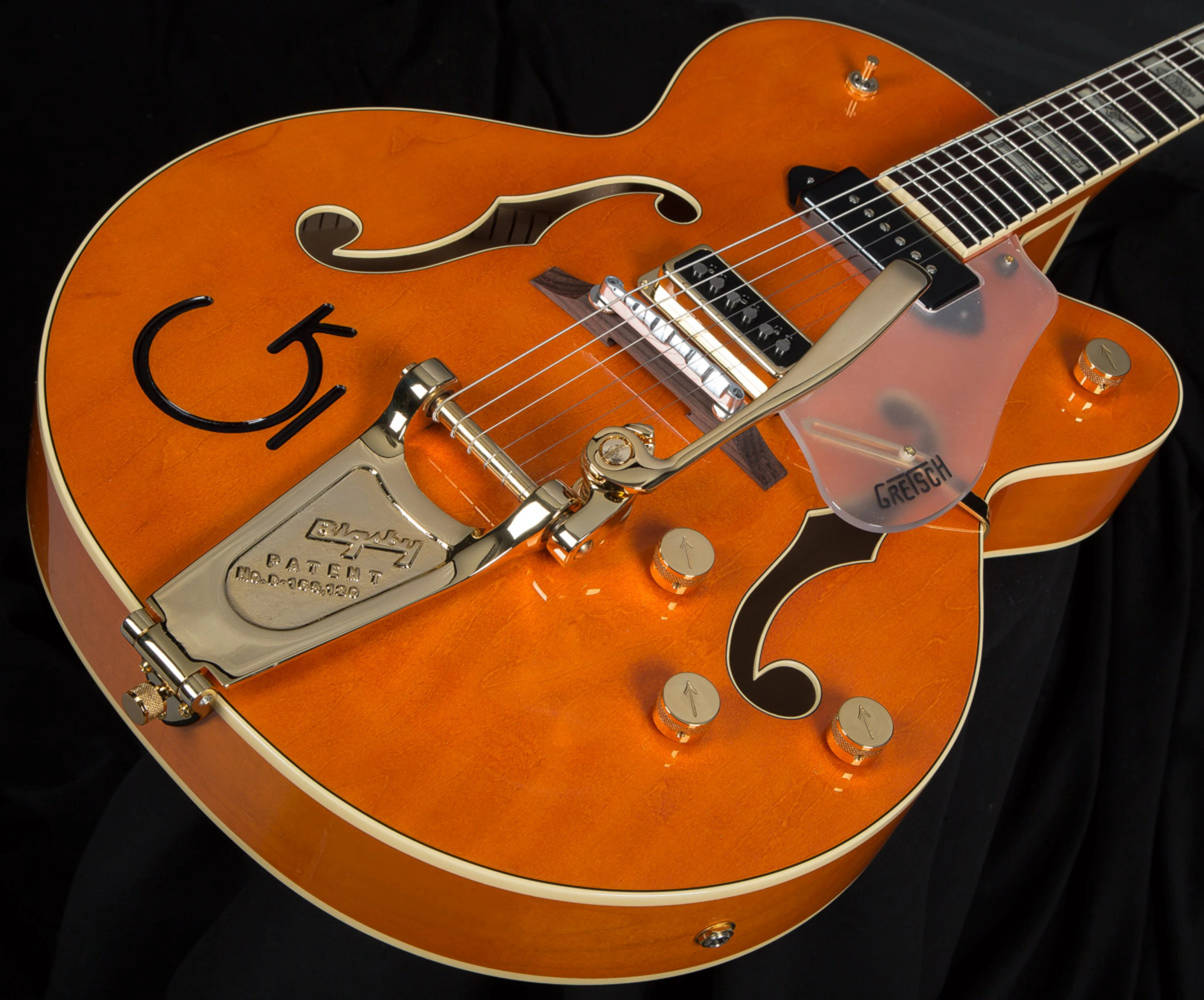 Gretsch G6120 Eddie Cochran Hollow Body Peach Guitars