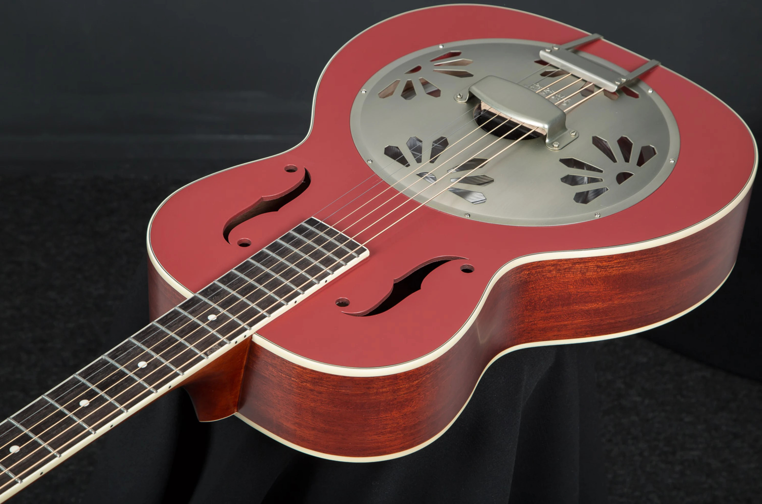 Gretsch Alligator Biscuit Resonator Red Peach Guitars