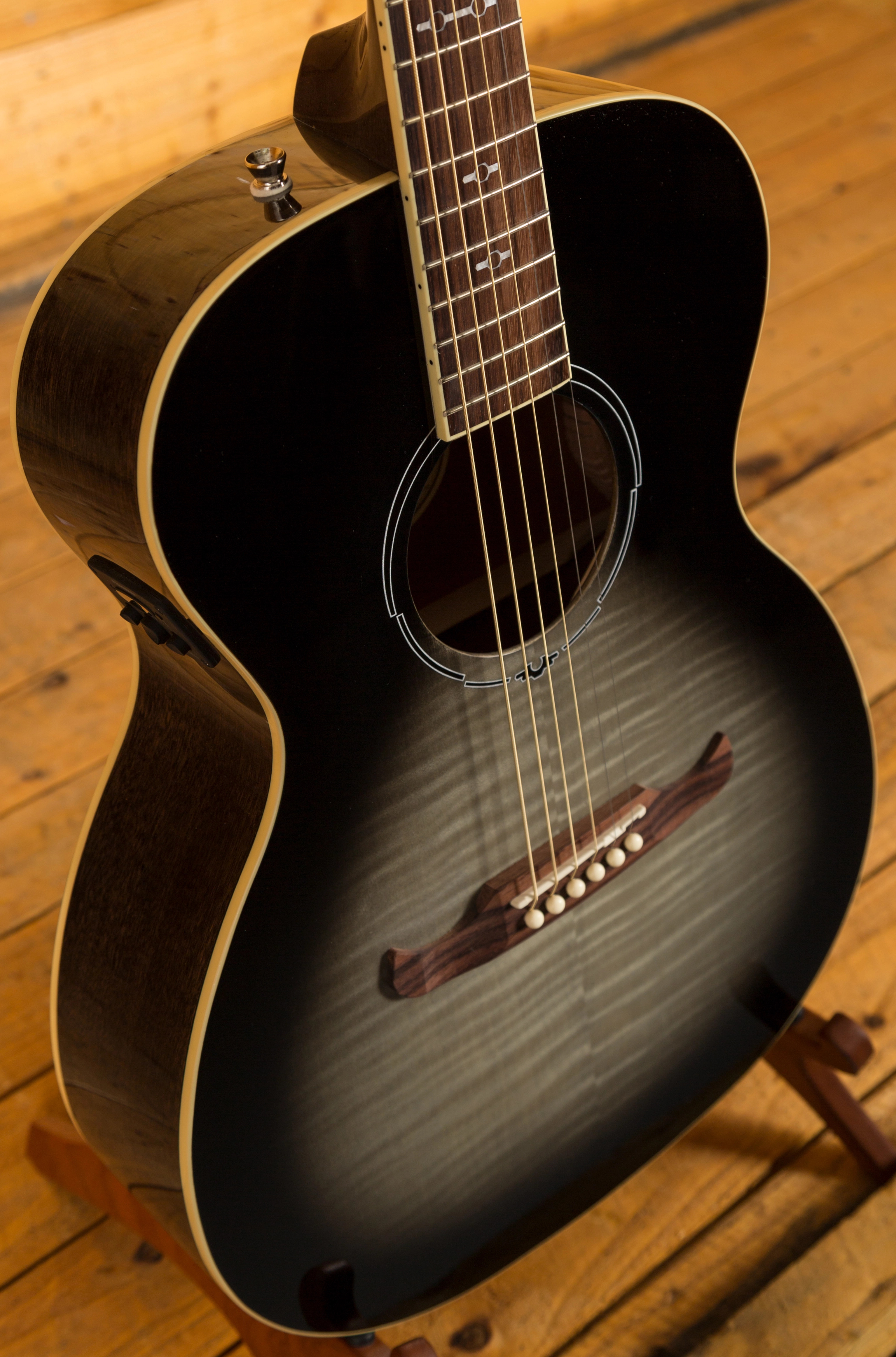 Fender FA235E Concert Electro Acoustic Moonlight Burst Peach Guitars