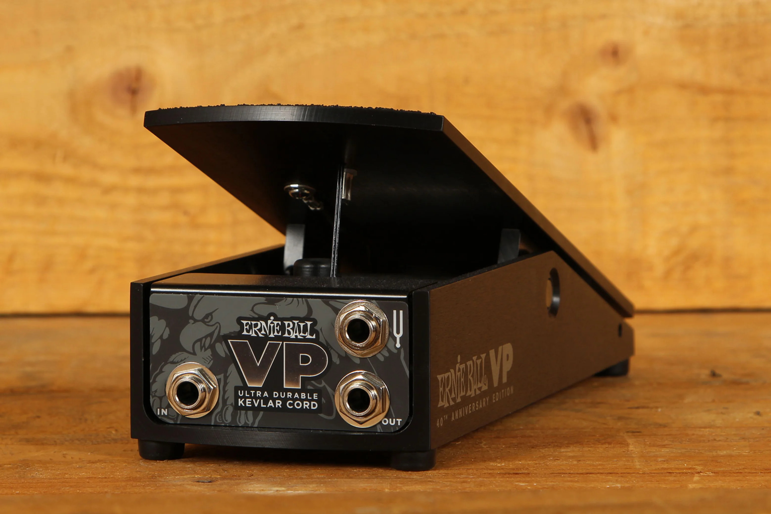 Ernie Ball 40th Anniversary Volume Pedal Peach Guitars