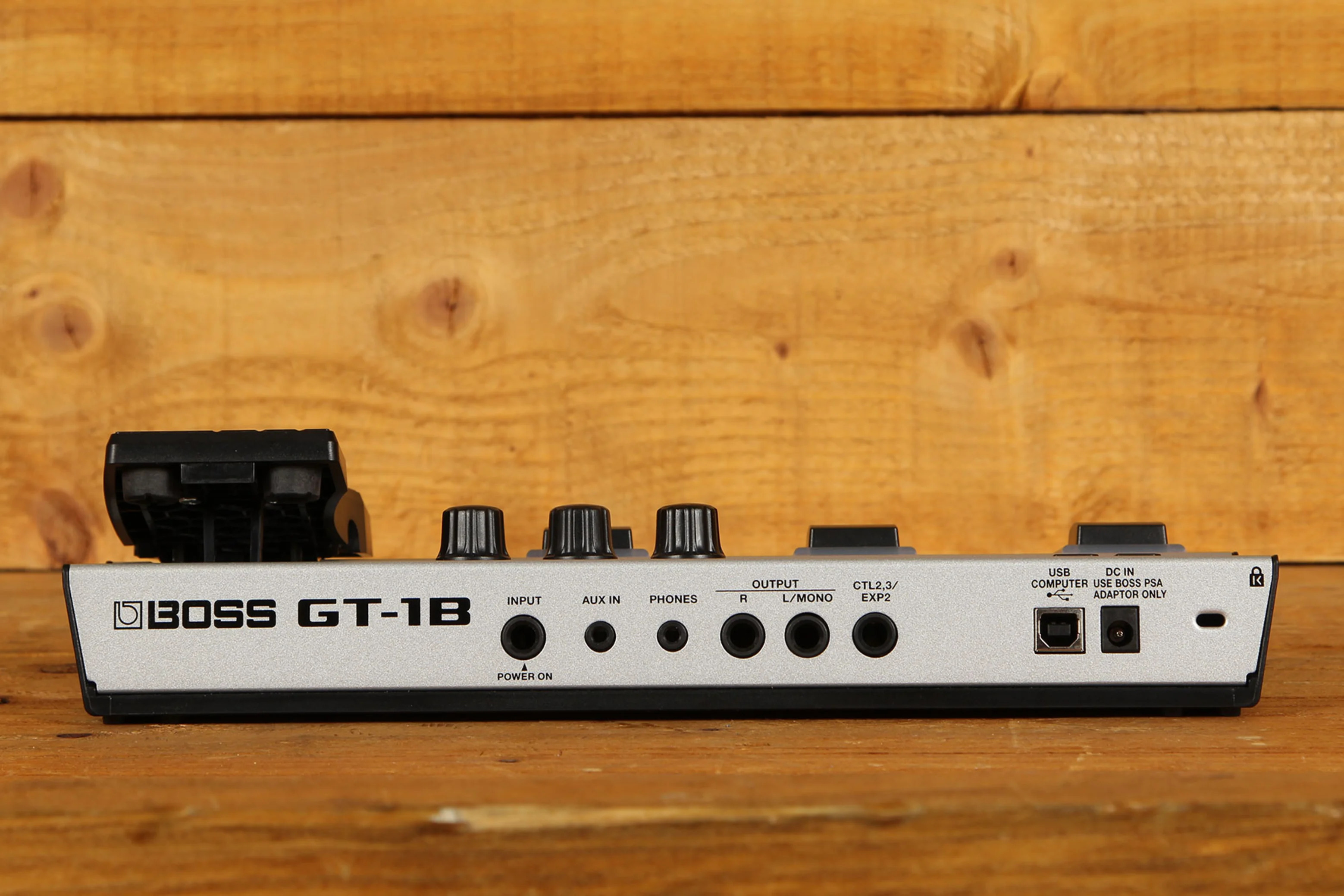 Boss GT1B Boss Multi Effects Peach Guitars