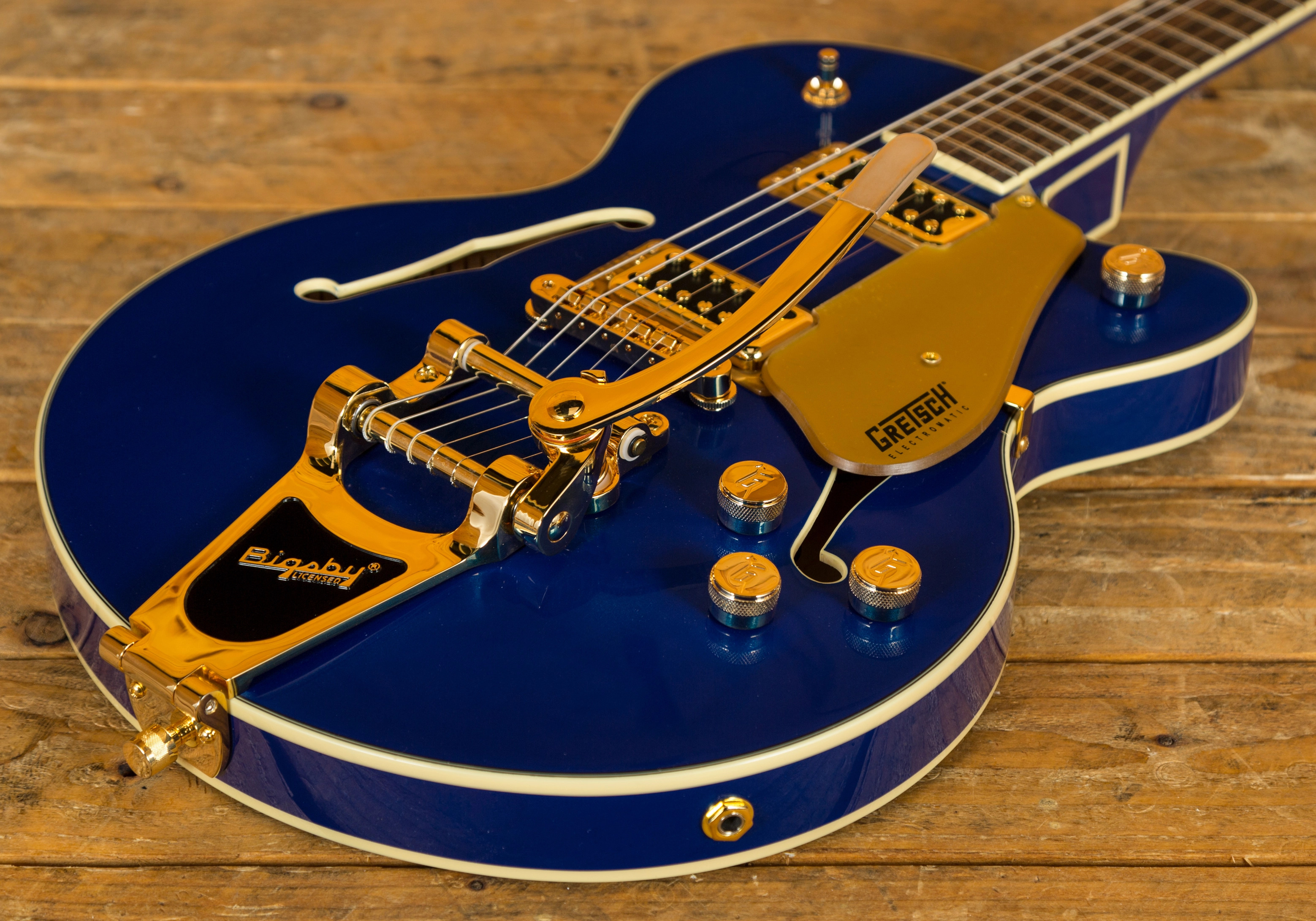 Gretsch Electromatic G5655TG Centre Block Jr. Azure Metallic Peach