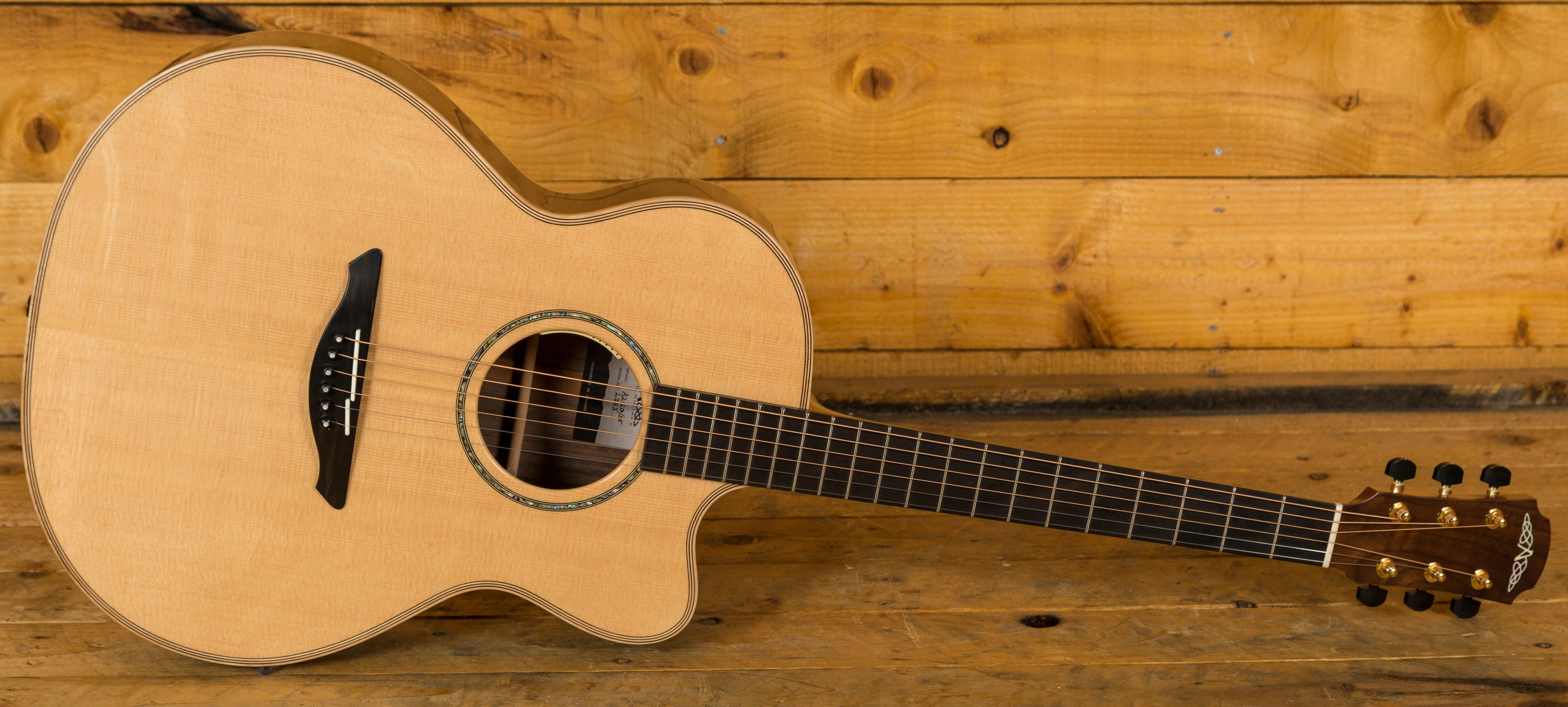 Avalon A220SE Used Peach Guitars