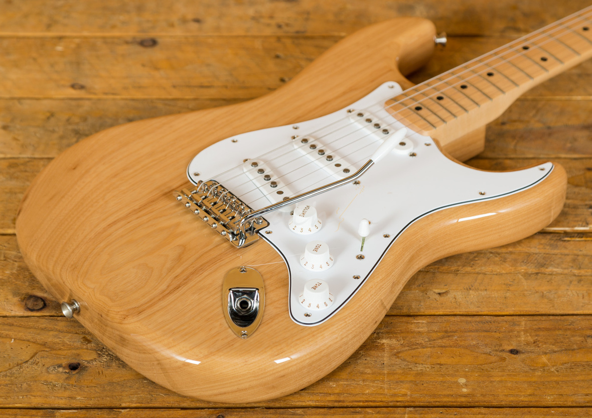 Fender S Classic Strat Natural Maple Neck Used Peach Guitars