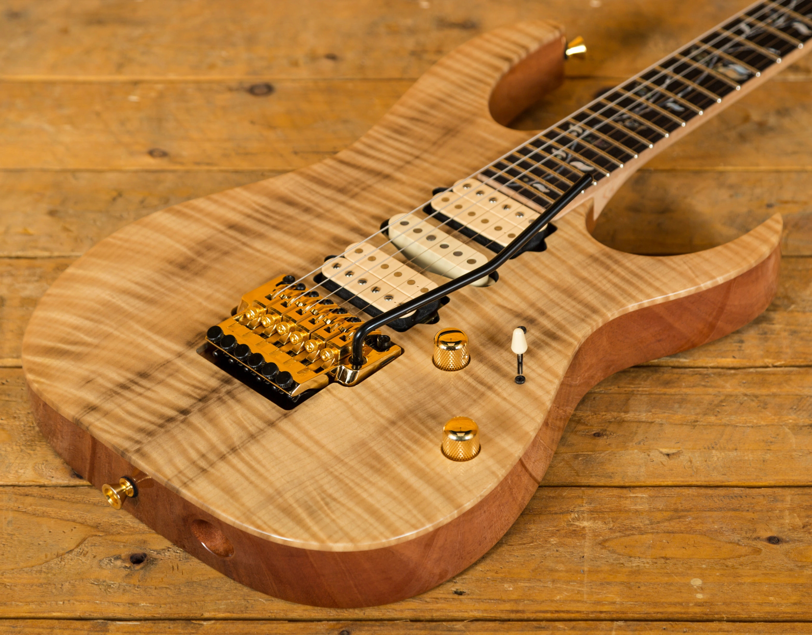 Ibanez 2018 J Custom RG8570MWNT Natural Myrtle Peach Guitars