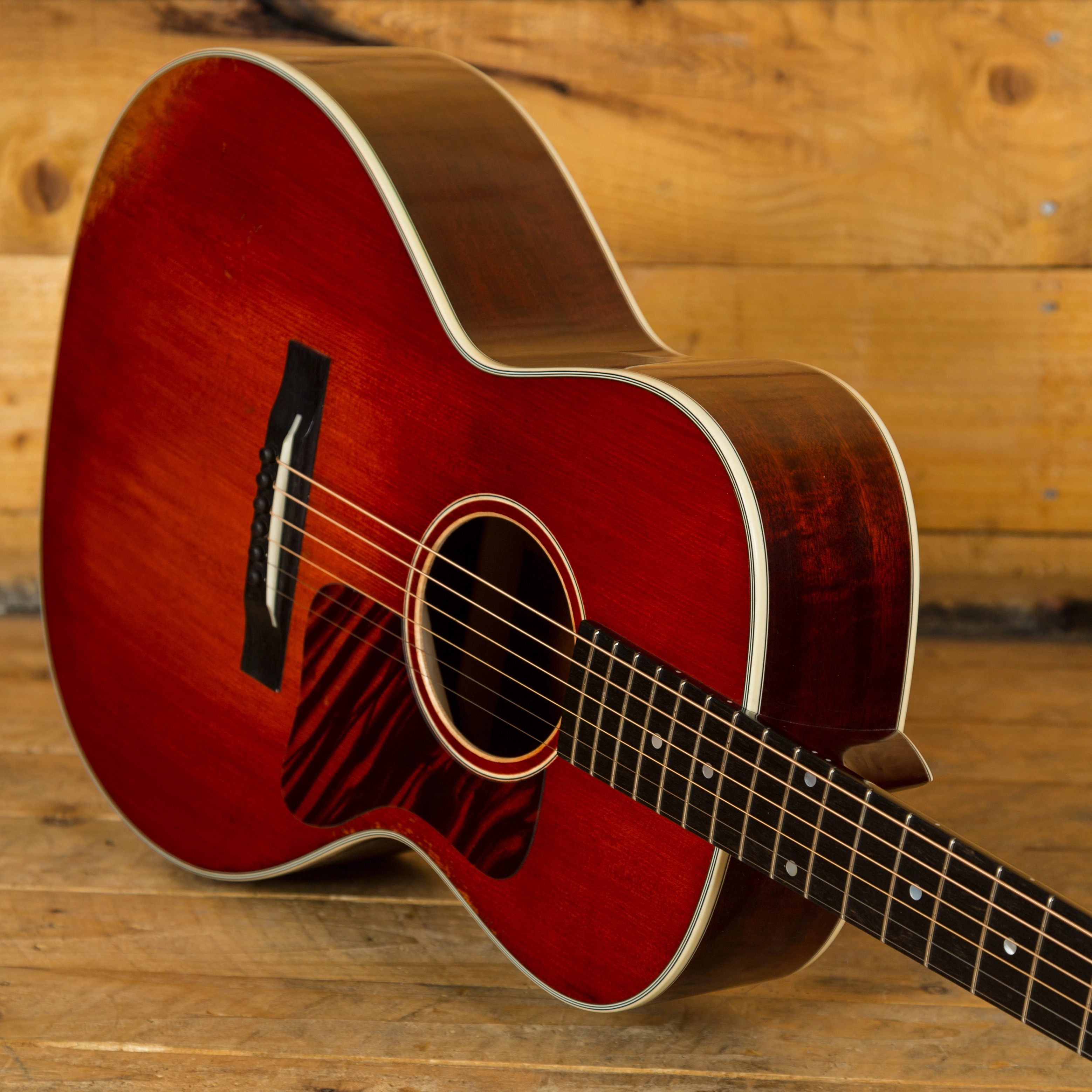 Eastman E1000SS/V Peach Guitars