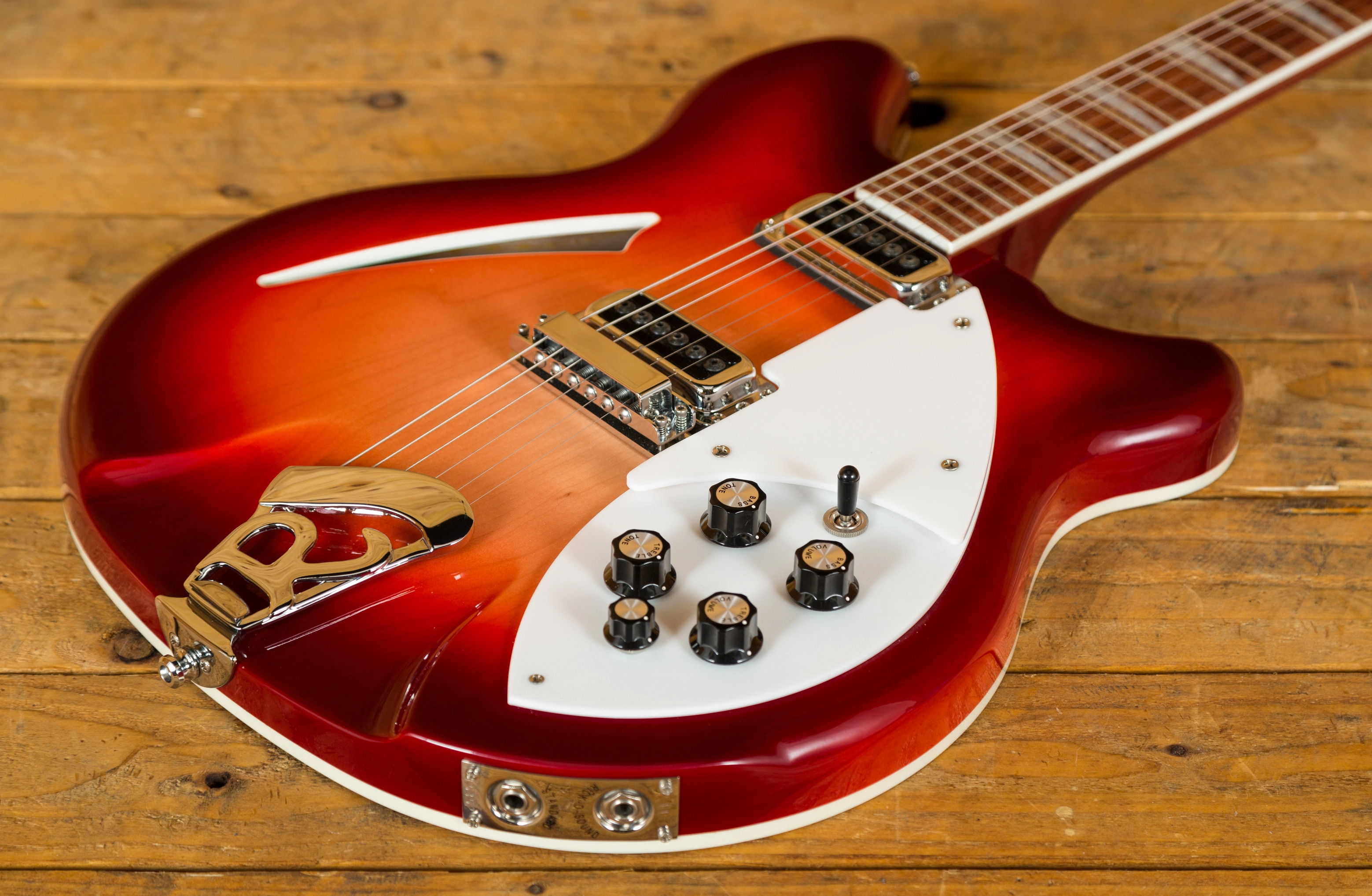 Rickenbacker 360 Fireglo Used Peach Guitars