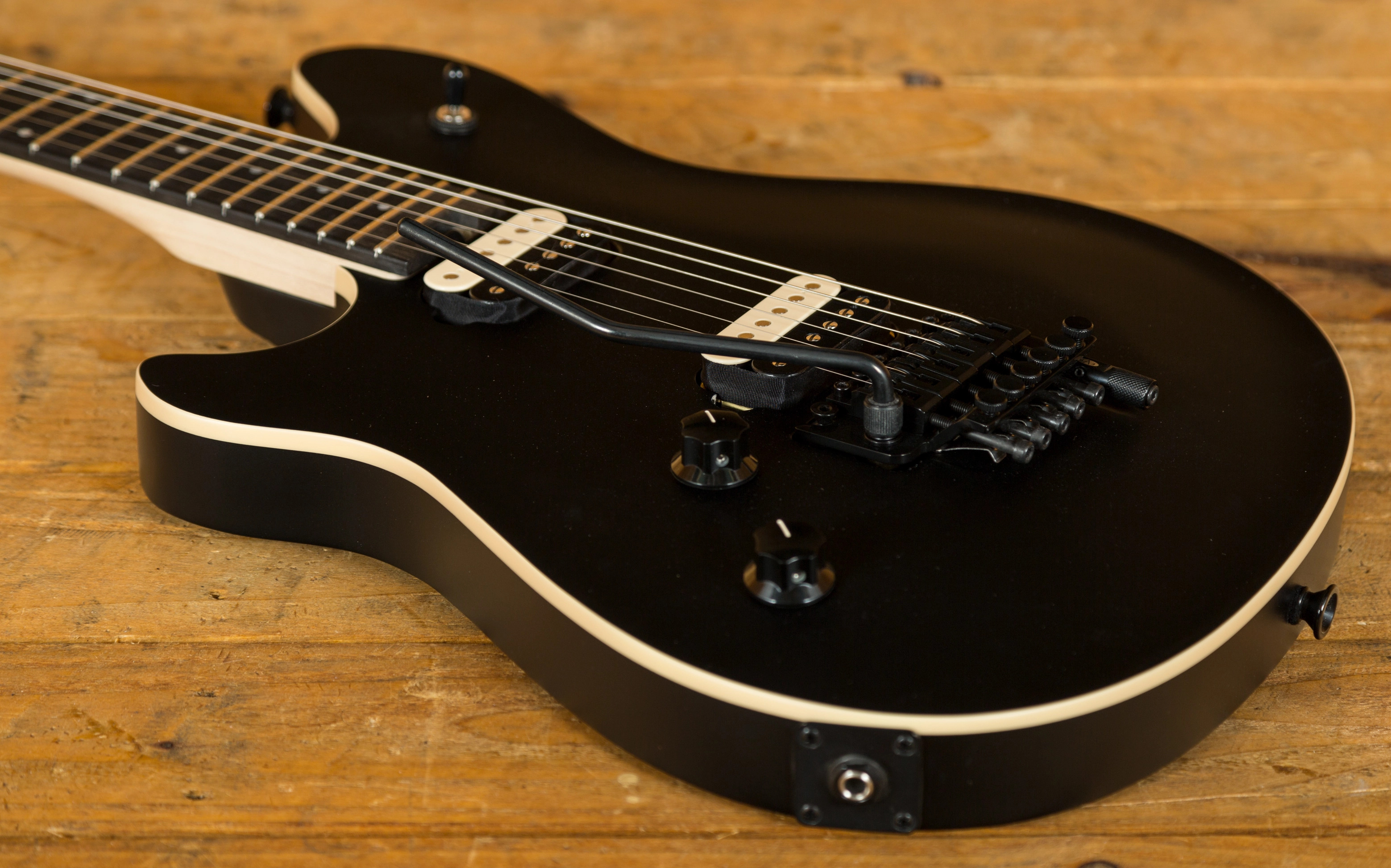 EVH Striped Series Left Handed Stealth Black Peach Guitars