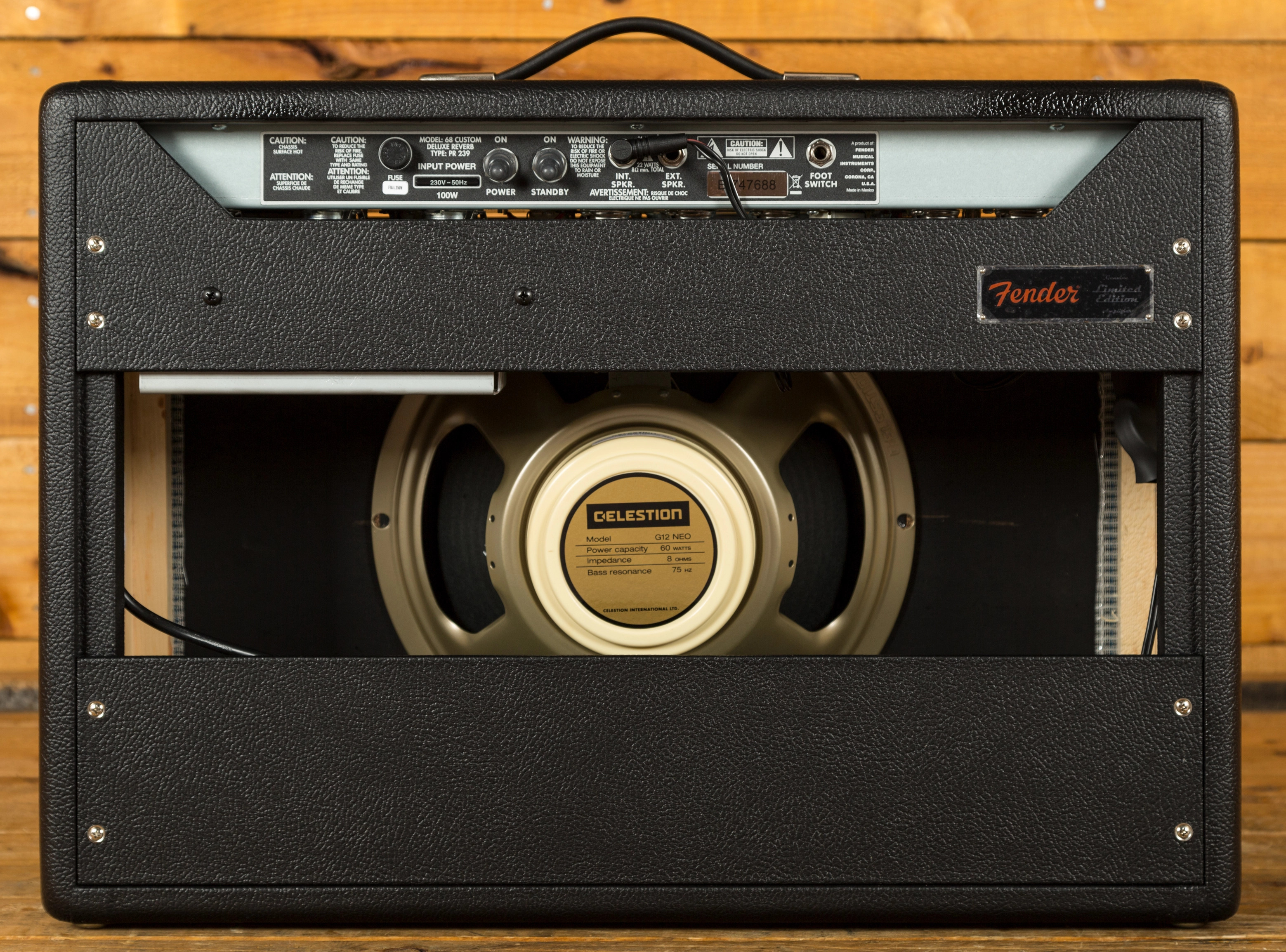 Fender 68 Deluxe Reverb FSR Pine with Neo Speaker Peach Guitars