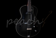Godin 5th Avenue Kingpin P90 Black with case