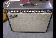 Fender 'Custom' Vibrolux Reverb 2x10 used