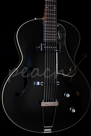 Godin 5th Avenue Kingpin P90 Black with case