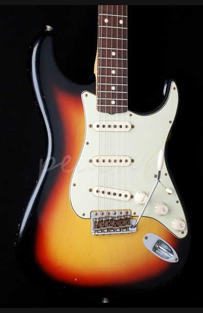 Fender Custom Order 'Tone Machine' 62 Relic Strat Sunburst