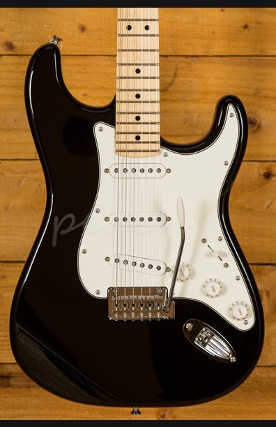 Fender Player Strat Maple Neck Black - Peach Guitars